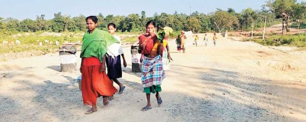आजादी के बाद पहली बार मतदान, लेकिन मतदाताओं ने साधी चुप्पी