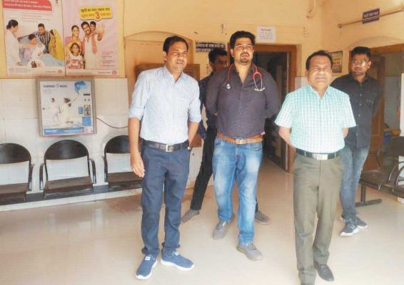 साजा के सीएचसी व तहसील का निरीक्षण, कलेक्टर ने व्यवस्था सुधारने कहा