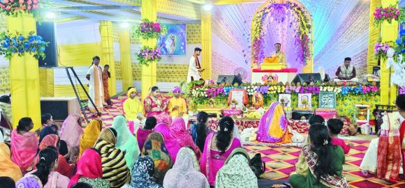 श्रीमद्भागवत महापुराण कथा शुरू