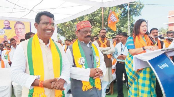 पांच साल तक कांग्रेस ने जनता को लूटा और ठगा-मीनाक्षी लेखी