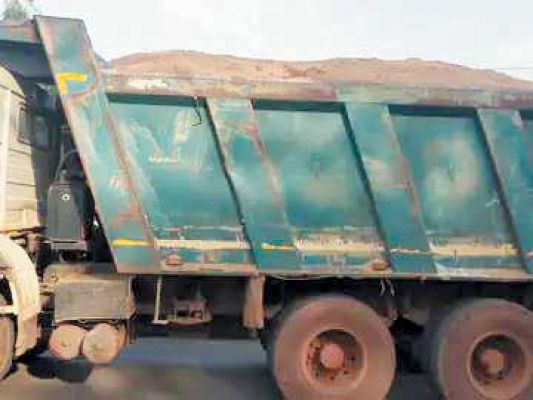 डंप रेत का धड़ल्ले से अवैध परिवहन, गाडिय़ों की रायल्टी पर्ची भी नहीं देखी जा रही है