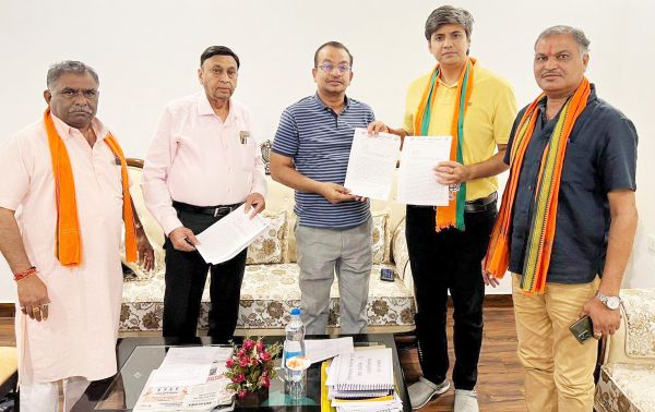 चुनाव बहिष्कार के कारणों का भाजपा ने निर्वाचन आयोग  के संज्ञान में लाया 