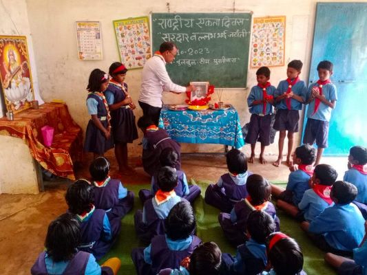 स्काउट-गाइड, रोवर-रेंजर एवं कब-बुलबुल टीम ने मनाया राष्ट्रीय एकता दिवस
