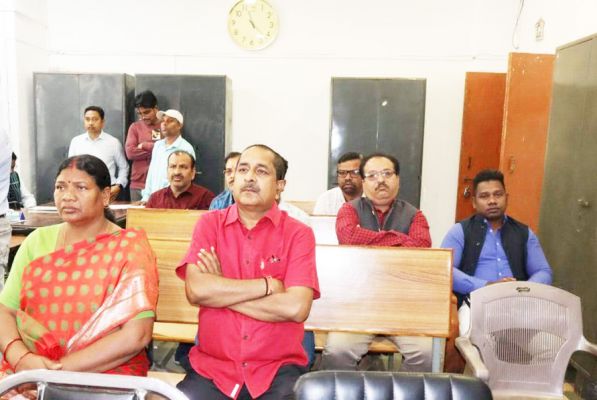 द्वितीय चरण के निर्वाचन के लिए  30 अभ्यर्थियों के नामांकन विधिमान्य