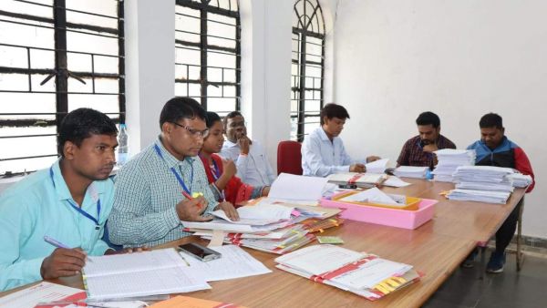 द्वितीय चरण के चुनाव के लिए जिले के तीनों विस से 30 प्रत्याशी चुनावी मैदान में