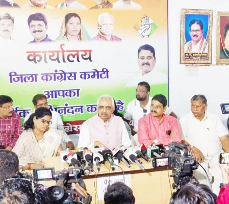 भूपेश ही होंगे अगले सीएम, दूर-दूर तक कोई वैकेंसी नहीं- अखिलेश प्रताप सिंह