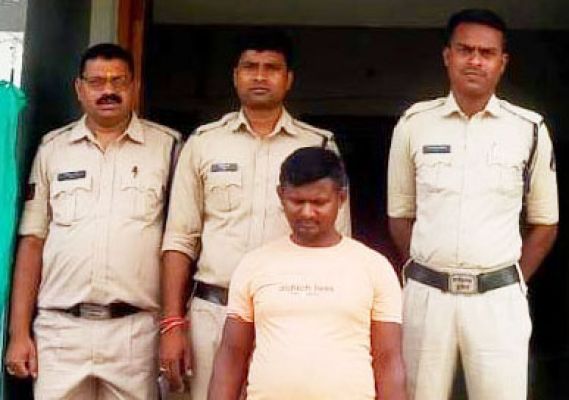 दोस्त की पत्नी से रेप, आरोपी गिरफ्तार