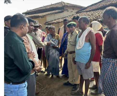 हाथी के हमले से चौकीदार की मौत, वनपाल घायल