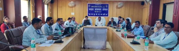 विधानसभावार मतदान केंद्रों में ईवीएम, वीवीपैट  का आवंटन, राजनीतिक दलों से ली सहमति