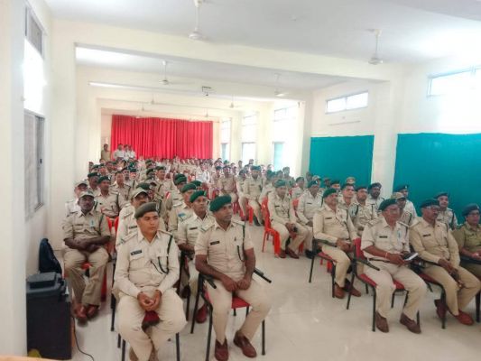 वन अफसर-कर्मचारी व कोटवारों को प्रशिक्षण