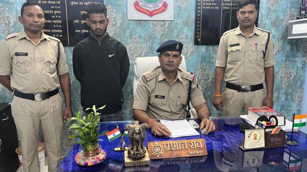 मामूली कहासुनी पर स्कूटी सवार युवक को कार से मारी ठोकर, आरोपी गिरफ्तार