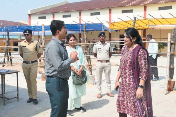 जनरल आब्जर्वर राय ने कमिशनिंग और स्ट्रांग रूम का अवलोकन किया