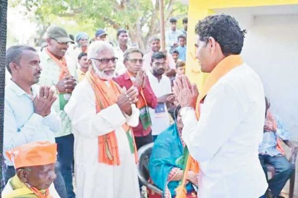 भाजपा प्रत्याशी की जन आशीर्वाद यात्रा