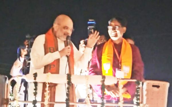 ओपी को विधायक बनाएं उन्हें बड़ा आदमी बनाने की जिम्मेदारी हमारी- अमित शाह 
