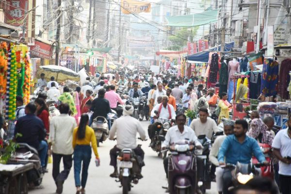 सालों बाद धनतेरस में कारोबार में रही उछाल