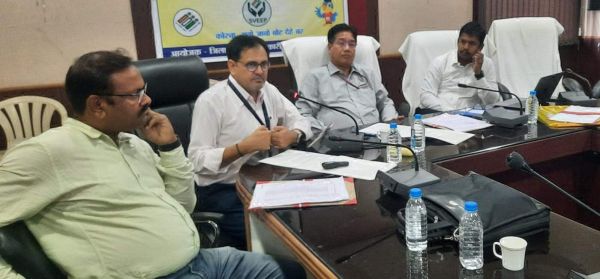 चुनाव कार्यों में सहभागिता देना गर्व का विषय-प्रेक्षक