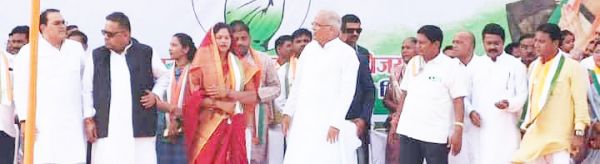 ​मोदी सरकार झूठ बोलकर जनता को कर रही है गुमराह -सीएम