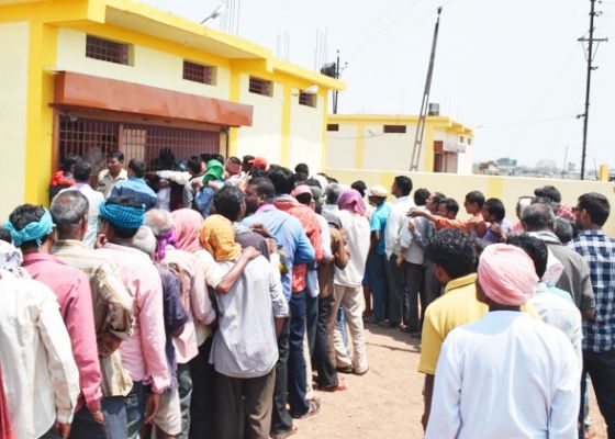 ओवर रेट शराब की बिक्री, कलेक्टर ने कहा होगी जांच