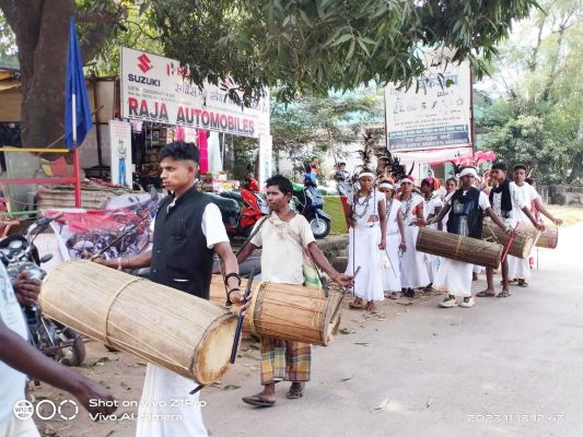 धूमधाम से मनाई दीपावली, आकर्षक झालर लाईटों से जगमगाया नगर