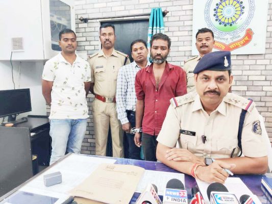 युवक की हत्या, नाबालिग समेत दो आरोपी गिरफ्तार