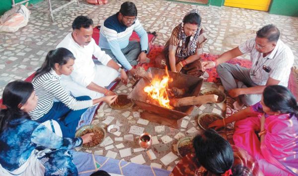 कायस्थ समाज ने की भगवान चित्रगुप्त की पूजा