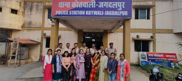 सिटी कोतवाली थाना में डीएन इवेंट ग्रुप ने किया भाई दूज का कार्यक्रम 