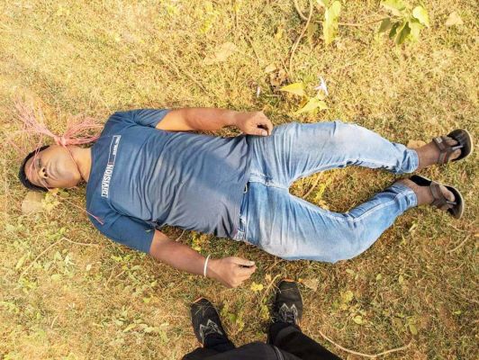 खुदकुशी से पहले सोशल मीडिया में किया पोस्ट