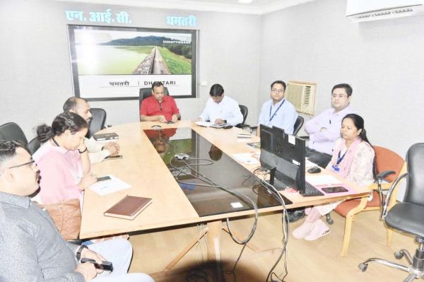 मतदान दलों का अंतिम रेंडमाइजेशन प्रक्रिया पूर्ण