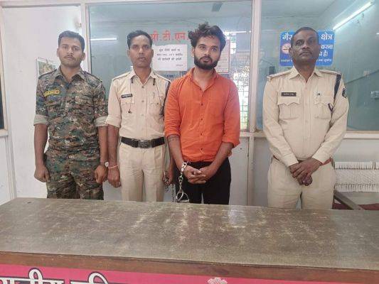 फर्जी बीमा दस्तावेज बनाकर धोखाधड़ी, गिरफ्तार