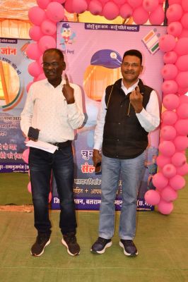 कलेक्टर- एसपी ने किया मतदान