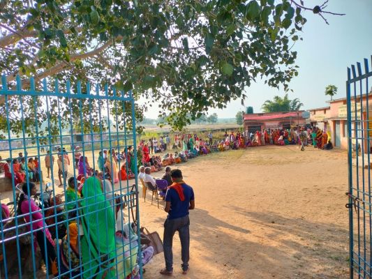 द्वितीय चरण का मतदान शांतिपूर्ण   हुआ, 71.46 फीसदी मतदान