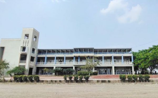 अजीज पब्लिक स्कूल को मिली सीबीएसई से संबद्धता