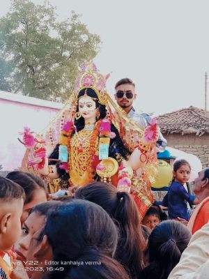 धुर्राबांधा में लक्ष्मी पूजन कर खुशहाली की कामना