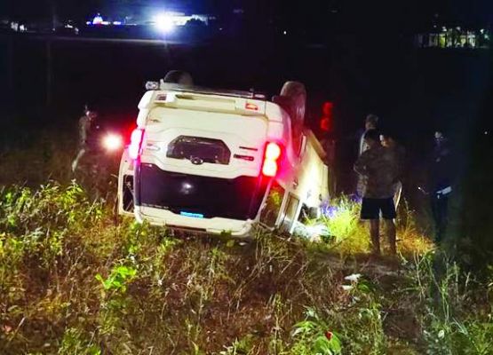 बेकाबू स्कॉर्पियो पलटी,  युवक की मौत 