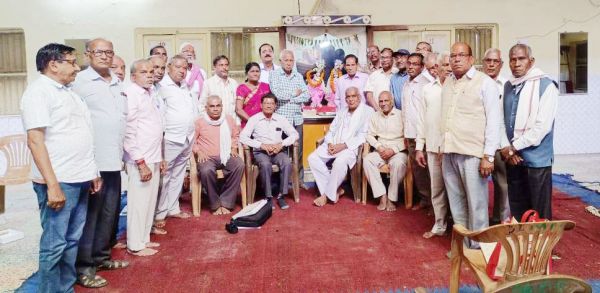 छग पेंशनधारी कल्याण संघ जिला इकाई रायगढ़ की मासिक बैठक 