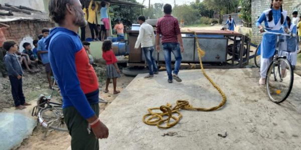 अधूरा सीसी रोड निर्माण बना परेशानी का सबब