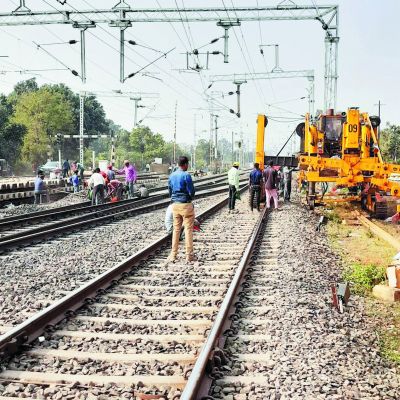 दपूम रेल्वे ने किया बुनियादी संरचना के विकास के नये क्षितिज का निर्माण