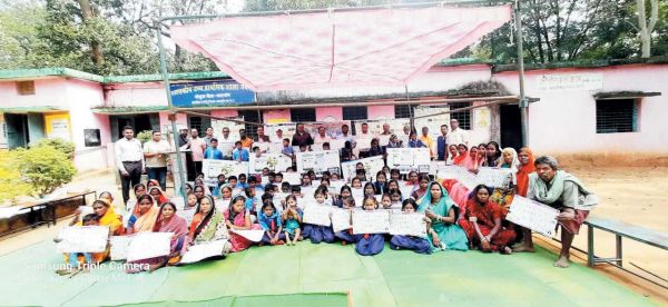 वनांचल जबर्रा के आदिवासी बच्चे भी स्मार्ट टीवी से पढ़ेंगे