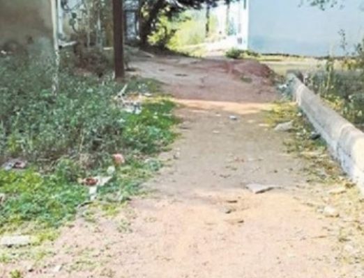 पक्की सडक़ बनाने एक साल पहले किया भूमिपूजन, उसके बाद भूल गए इसके जिम्मेदार