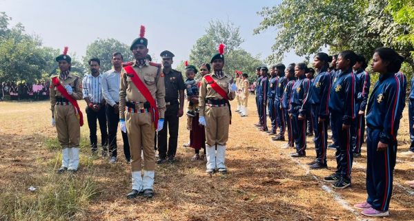 राष्ट्र निर्माण में एनसीसी की सेवाएं अतुलनीय-ओम शरण