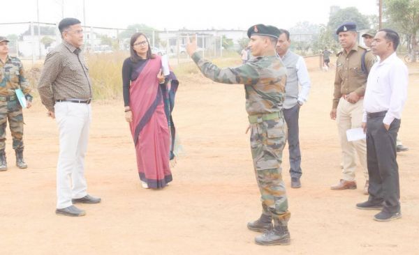 कलेक्टर, एसपी और कर्नल ने लिया सेना भर्ती के तैयारियों का जायजा