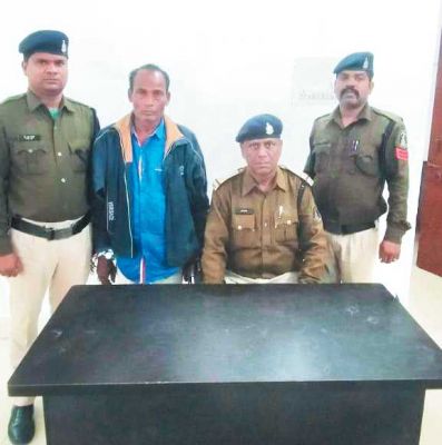 पत्नी की गला घोंटकर हत्या, पति गिरफ्तार