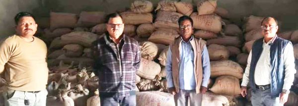 गोदाम से 213 क्विंटल  धान जब्त