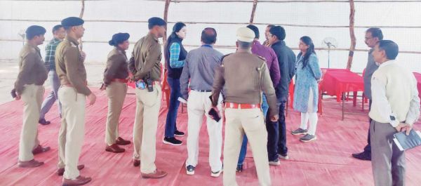 अफसरों ने लिया सुरक्षा व्यवस्था का जायजा