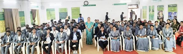 समाधान महाविद्यालय में वैदिक गणित पर कार्यशाला 