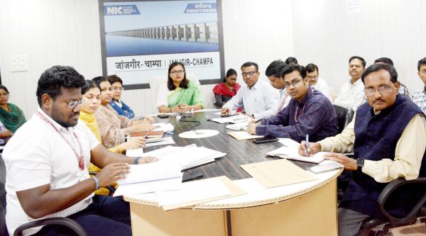 मुख्य निर्वाचन पदाधिकारी ने वीडियो कॉन्फ्रेंसिंग से मतगणना के तैयारियों की समीक्षा