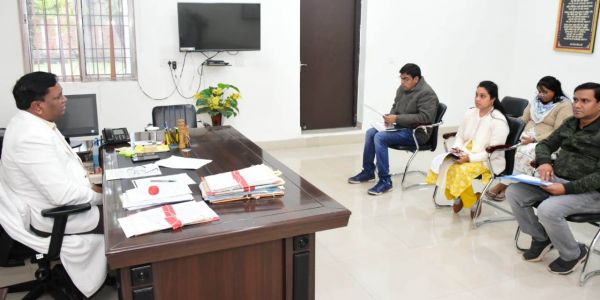 धान परिवहन पर विशेष ध्यान देते  करें कार्य- कलेक्टर