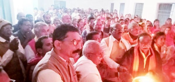 रोहित साहू को मंत्री बनाने साहू समाज के सैकड़ों लोगों ने उतारी राजिम माता की आरती