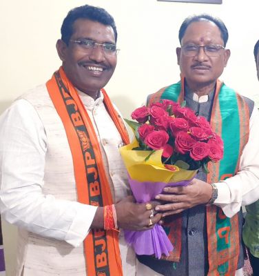 छत्तीसगढ़ के नए सीएम विष्णुदेव साय को राजिम विधायक ने दी बधाई