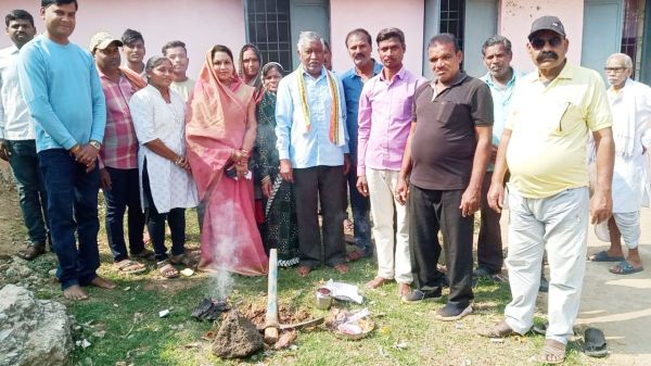 जिपं सभापति ने किया मानस भवन का भूमिपूजन